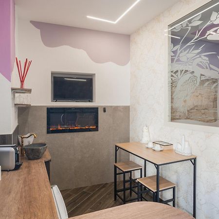 Luxuite Spa Con Piscina E Jacuzzi Alberobello Luaran gambar
