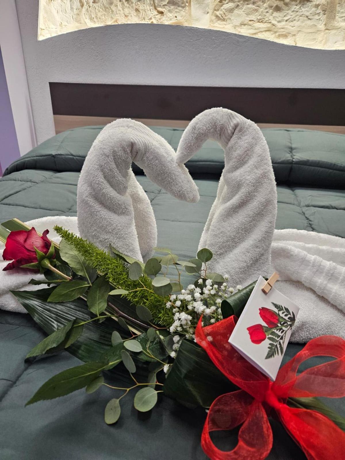 Luxuite Spa Con Piscina E Jacuzzi Alberobello Luaran gambar