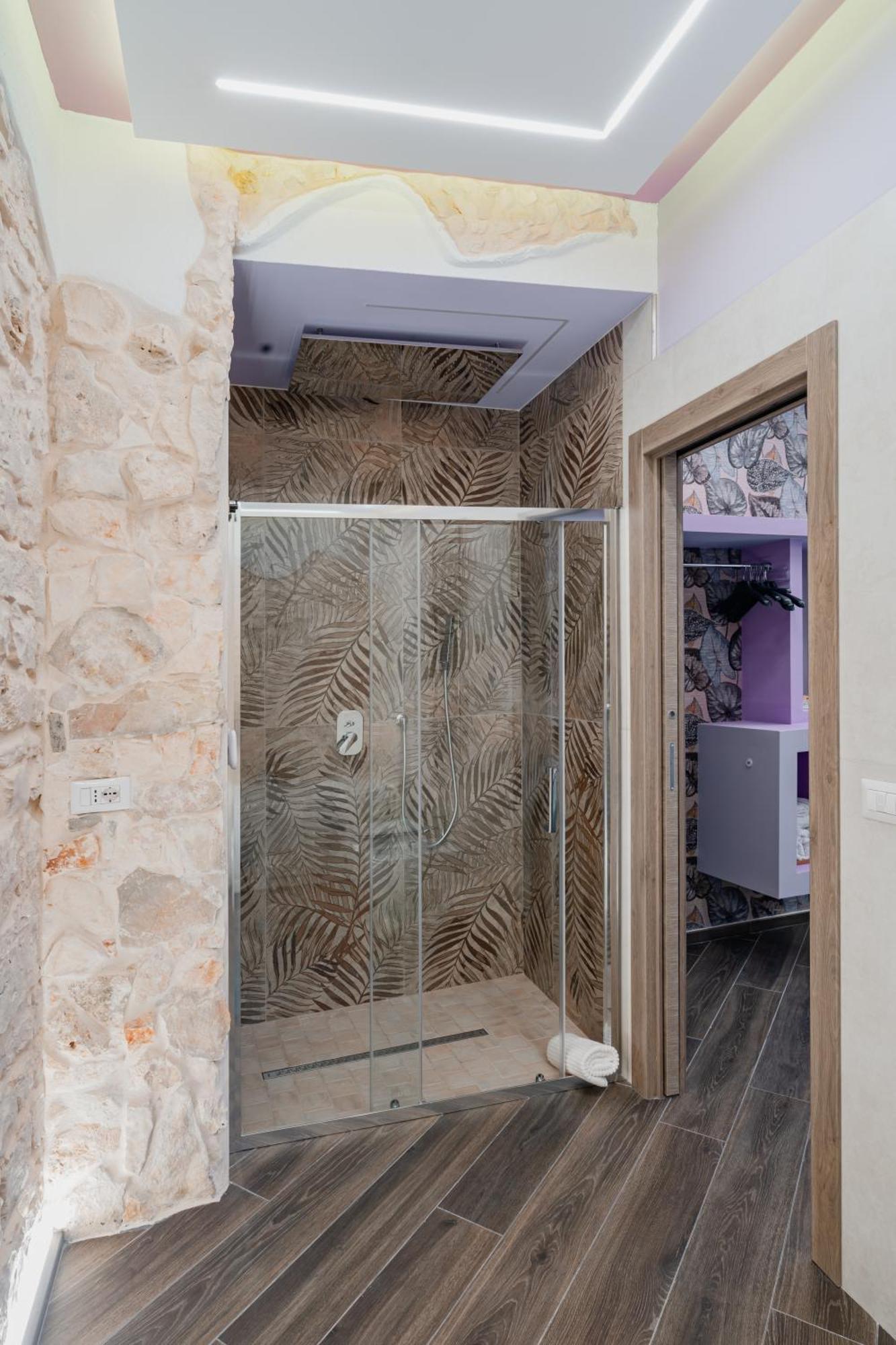 Luxuite Spa Con Piscina E Jacuzzi Alberobello Luaran gambar