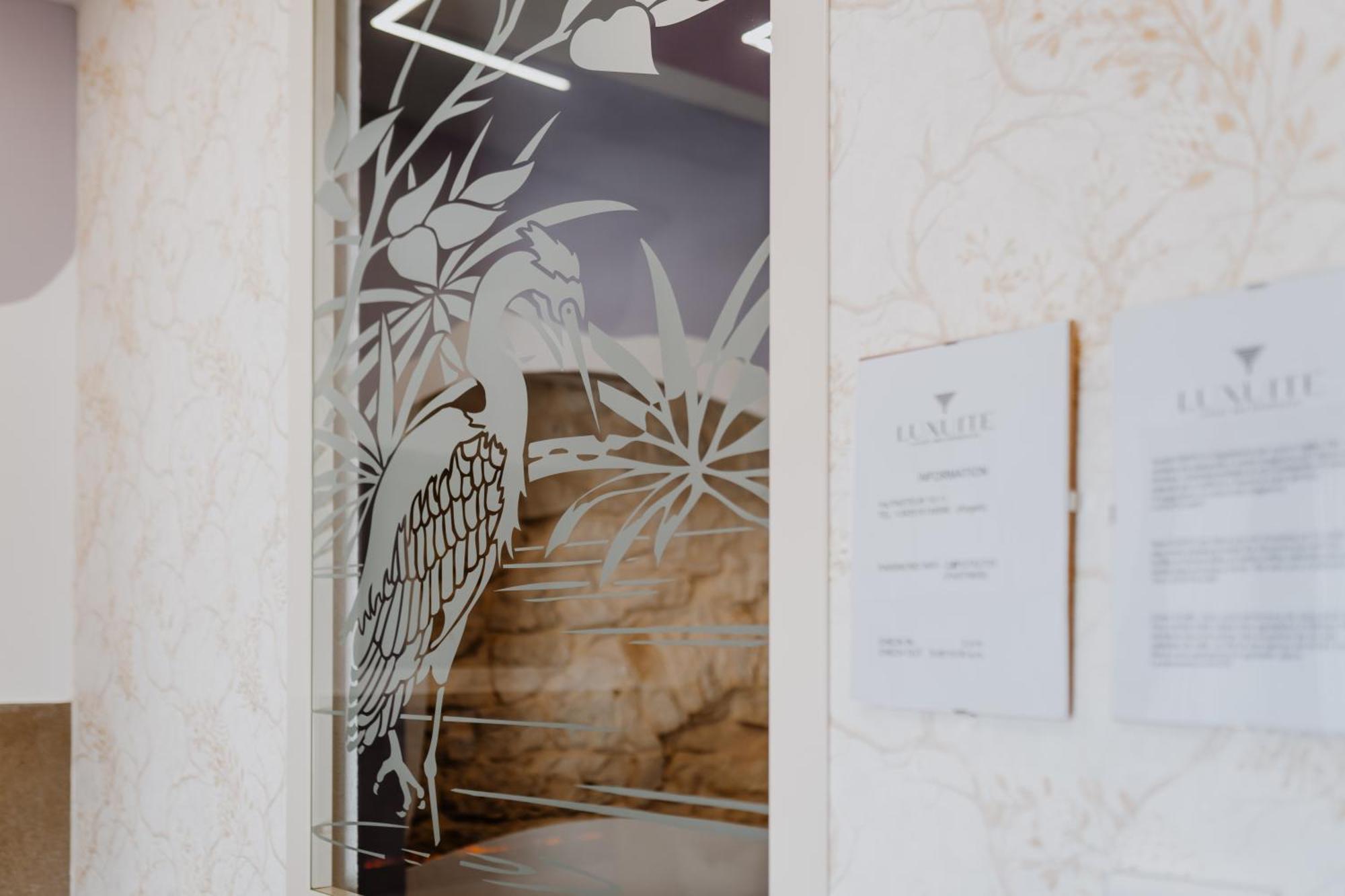 Luxuite Spa Con Piscina E Jacuzzi Alberobello Luaran gambar